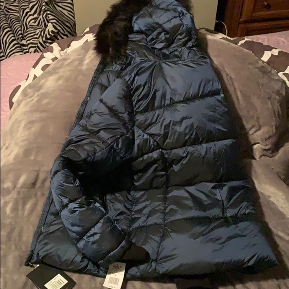 Winter coat - Picture 1 of 6